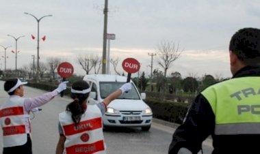 Akşehir’de Okul Geçit Görevlilerine Eğitim Verildi