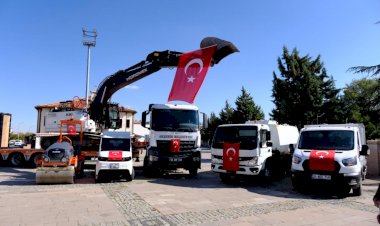 Akşehir Belediyesi’nden Cumhuriyet Bayramı’na 20 Milyon TL’lik Araç Filosu Armağanı