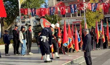 Akşehir’de Ata’ya Saygı: 10 Kasım Duygusal Anlarla Anıldı