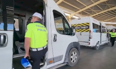 Akşehir’de Öğrenci Servislerine Sıkı Denetim: İkinci Dönem Kontrolleri Tamamlandı