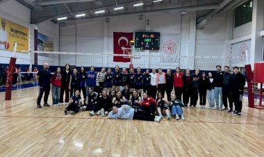 Akşehir Lisesi Fırtına Gibi Esti: Final Bileti Cebinde!