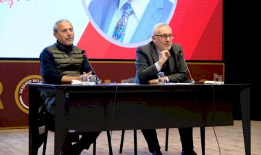 Akşehir Kent Buluşmaları’nda Gençlik ve Eğitimin Geleceği Konuşuldu