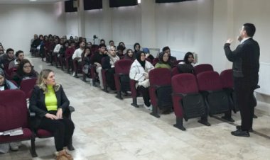 Üniversite Öğrencilerine Bağımlılıkla Mücadele Eğitimi