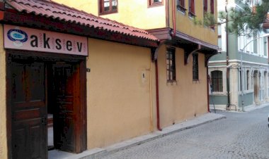 Akşehir’in Vefa Çınarı AKSEV, Ramazan Bereketini Evlere Taşıyor....