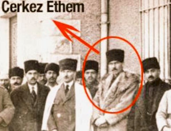 1935 YILINDA ATATÜRK’E SUİKAST GİRİŞİMİNE AKŞEHİRLİLERİN TEPKİSİ
