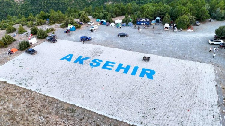 Onur Toyu’nun Ateşi Yandı: Akşehir’de Milli Mücadele Ruhu Yeniden Canlandı!