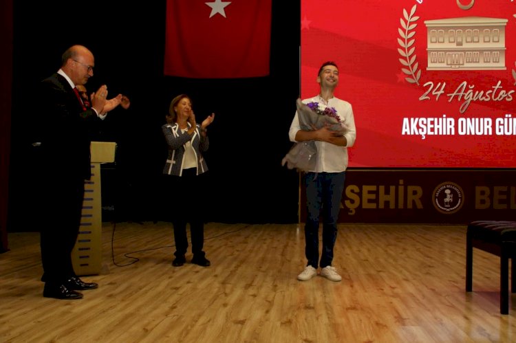 Emre Yavuz'un Piyano Resitali Müzikseverleri Büyüledi