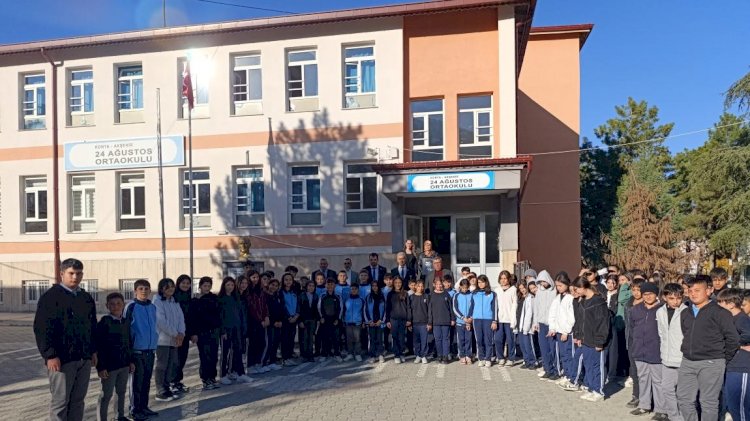 “Vatan ve Kahramanlık Buluşmaları” 24 Ağustos Ortaokulu’nda Duygulu Anlara Sahne Oldu