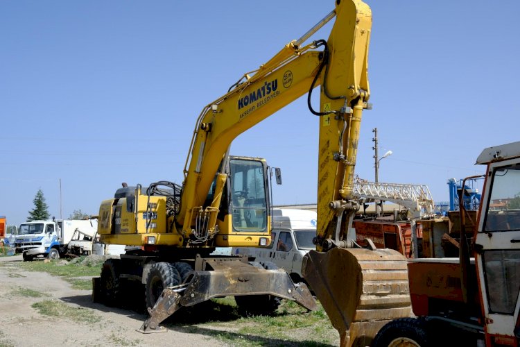 Akşehir Belediyesi’nden Araç Satışı: İş Makineleri 2 Aralık’ta İhalede