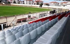 Nasreddin Hoca Stadyumu Yenileniyor: Doğal Çim Yerine Modern Sentetik Zemin