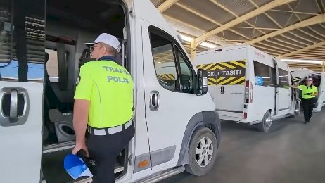 Akşehir’de Öğrenci Servislerine Sıkı Denetim: İkinci Dönem Kontrolleri Tamamlandı