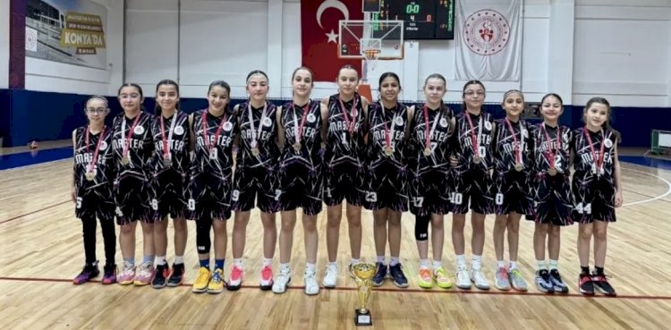 Bahçelievler’in Perileri Konya’yı Fethetti: Namağlup Şampiyon!