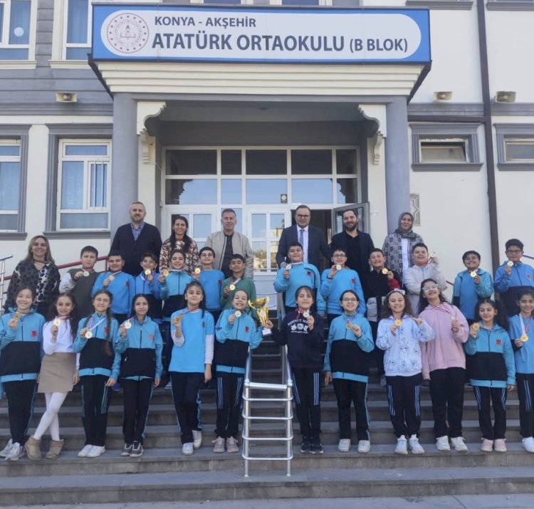 Halk Oyunlarında Şampiyon Olan Öğrencilere Tebrik Ziyareti